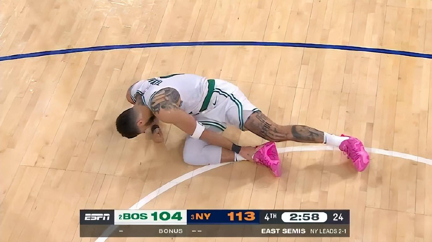 包含塔图姆连续五场比赛得分超过败北，法国队不断突破！热度持续攀升的词条-aiyouxi