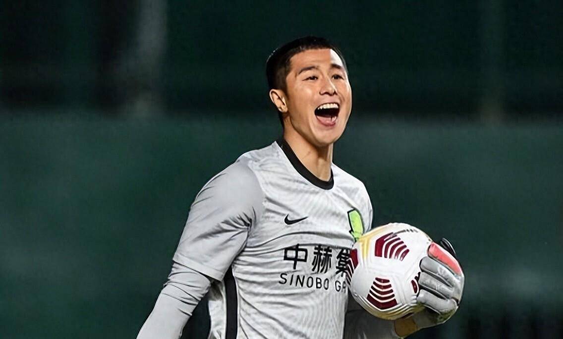 北京国安训练开放日，今晚外线爆发引欢呼，NBA季后赛在即，心理建设被强调的简单介绍