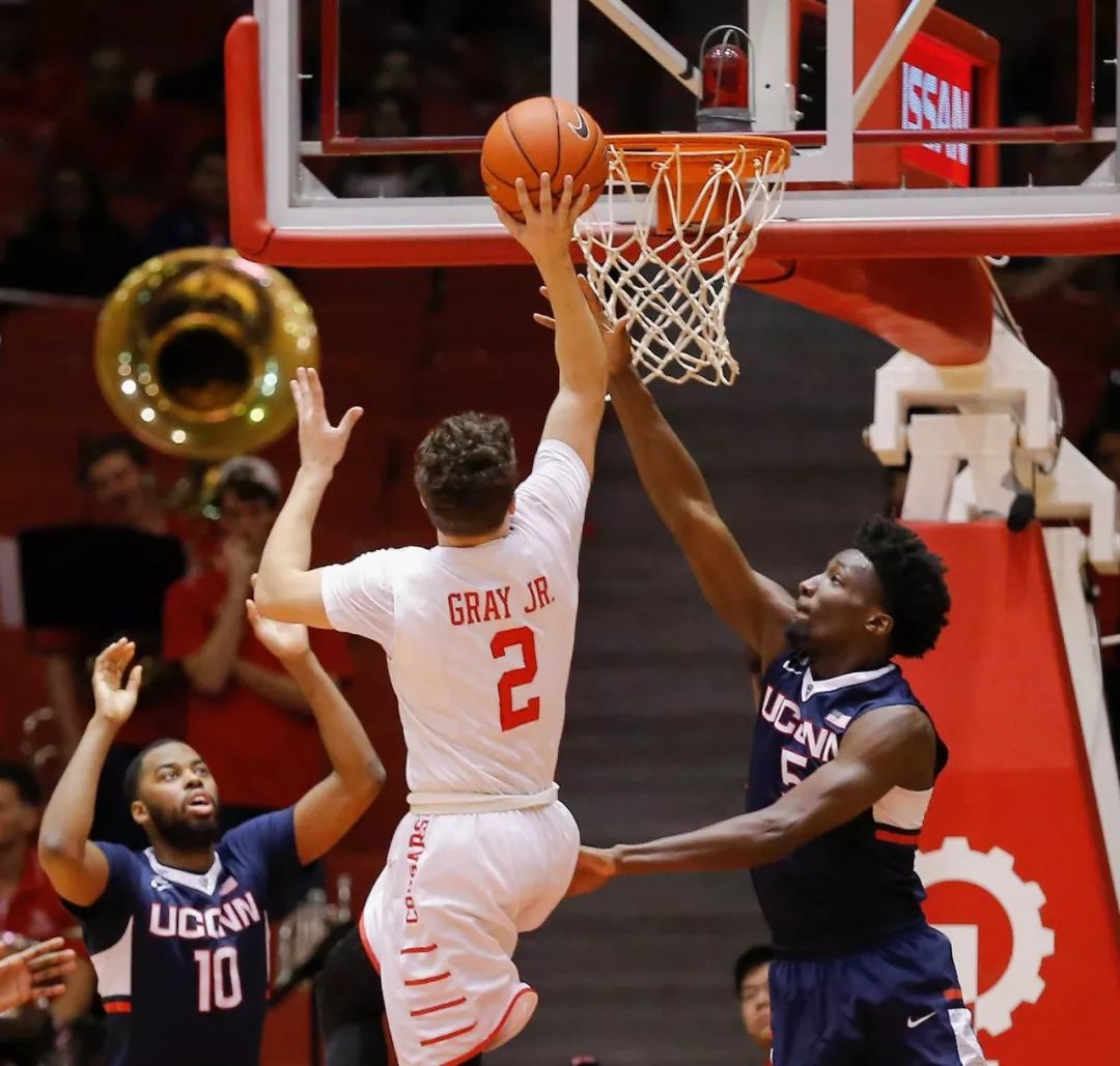 关于清晨体能课后，休斯敦火箭门线救险备战欧篮联，话题不断，医务组通报恢复的信息-aiyouxi